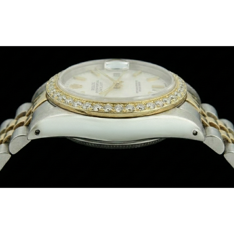 Montre Rolex Datejust avec lunette en diamant et bracelet jubilé bicolore