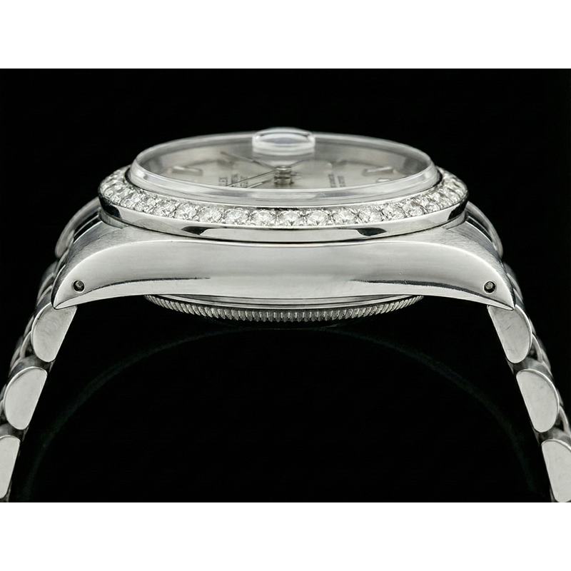 Montre Rolex Datejust dame en acier inoxydable lunette diamant blanc