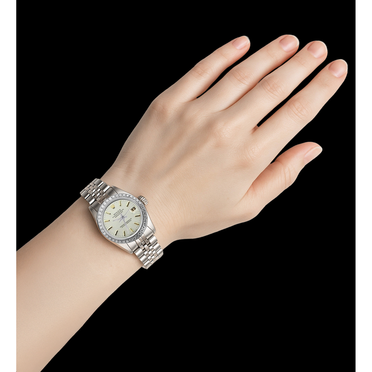 Montre Rolex Datejust dame en acier inoxydable lunette diamant blanc P2