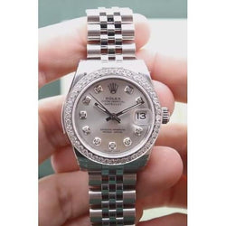 Montre Rolex Datejust de taille moyenne avec lunette en diamant personnalisée acier inoxydable 5 carats