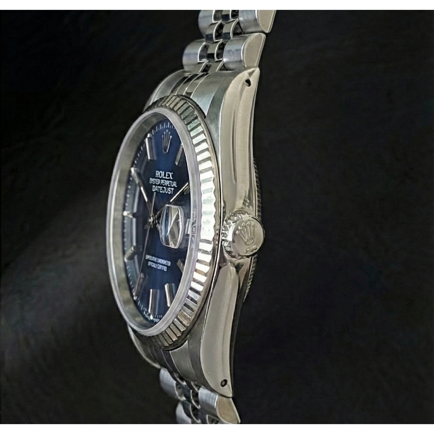 Montre Rolex Datejust en acier inoxydable avec cadran bleu 36 mm