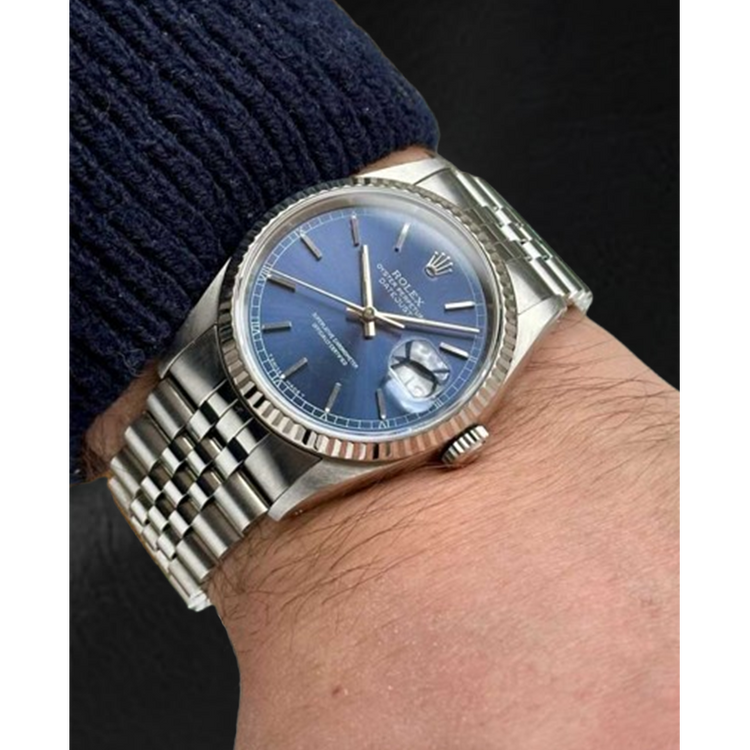 Montre Rolex Datejust en acier inoxydable avec cadran bleu 36 mm