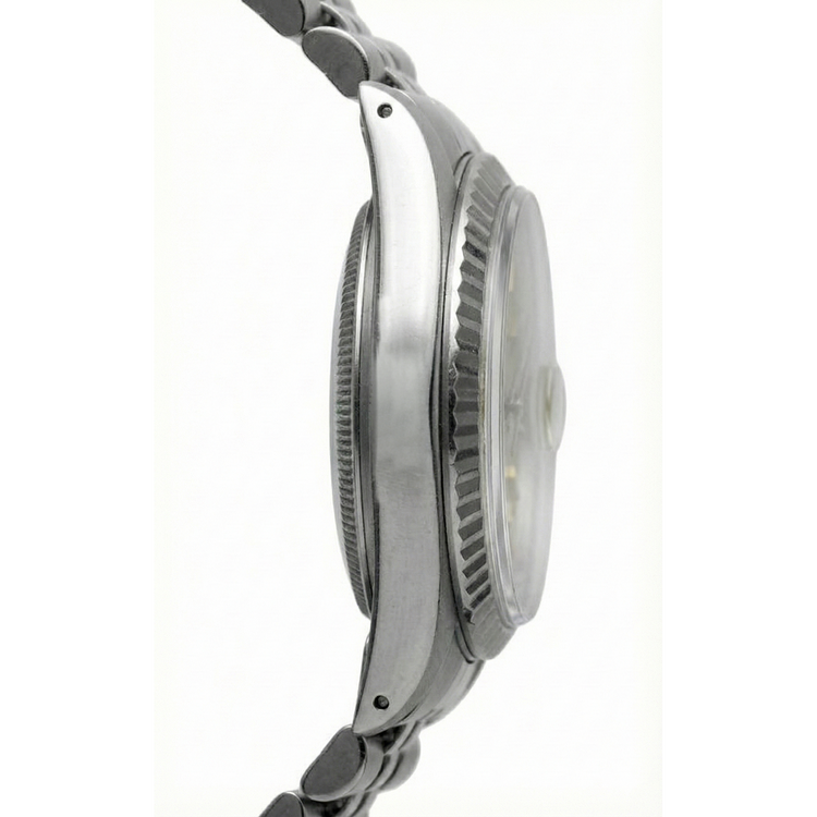 Montre Rolex Datejust pour femme avec cadran bâton de champagne