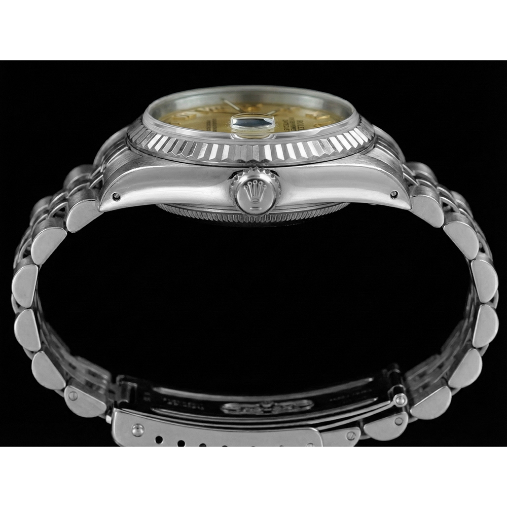 Montre Rolex pour femme Cadran Datejust Bracelet jubilé acier inoxydable Lunette cannelée