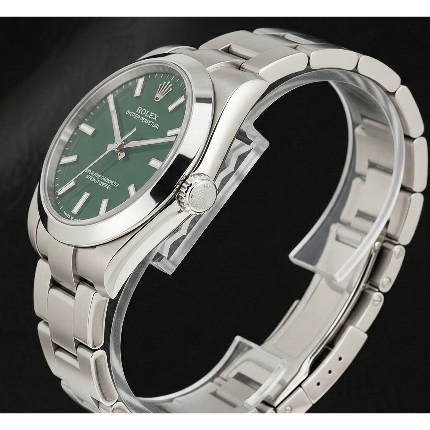 Montre en acier à cadran lumineux vert Rolex huître Perpétuelle pour femme