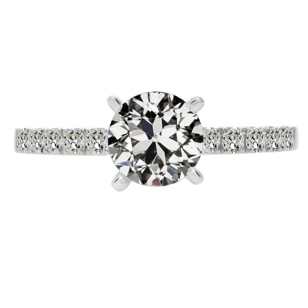 Diamant Fin Solitaire avec Pierres Latérales – vue principale
