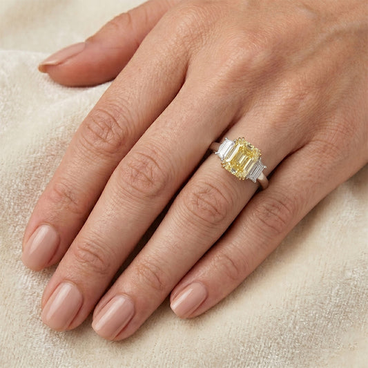 Or Deux Tons 14 Carats VVS Diamant Jaune Canari Trilogie 2,5