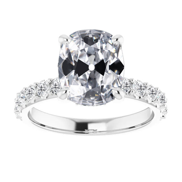 Sur mesure Diamant Bague Solitaire avec Accents 4 carats – vue principale