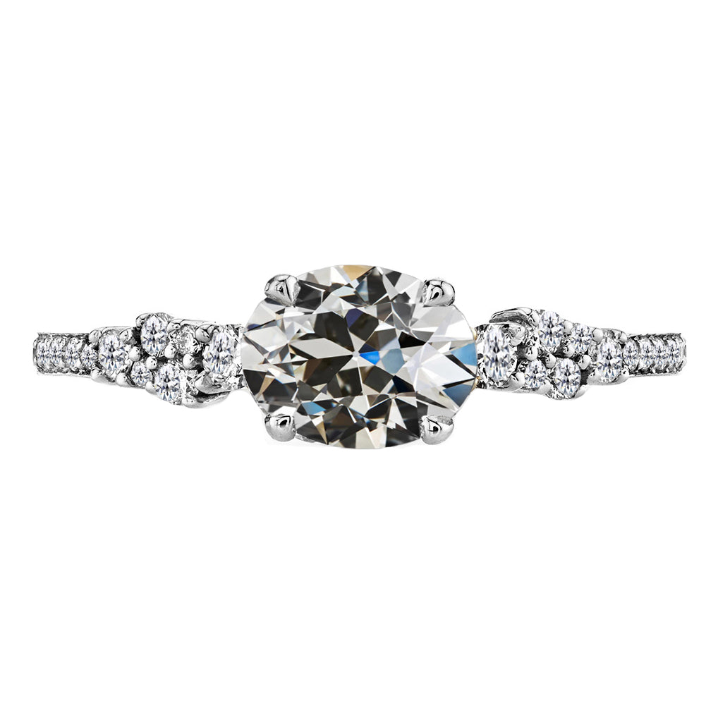 De luxe Solitaire avec Pierres Latérales 3 carats – vue principale