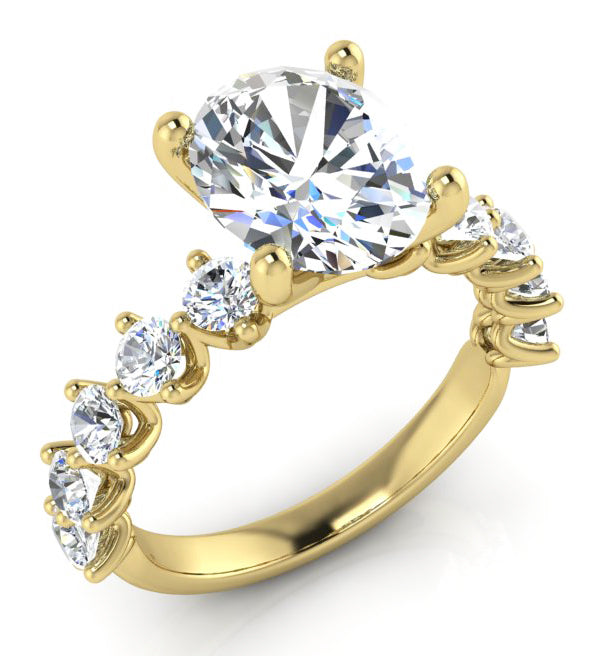 Ovale Véritable Bague En Diamant Avec Accents Or Jaune