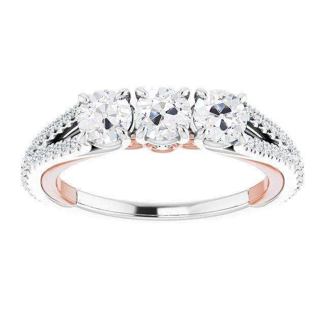 Réel Bague en diamant rond à 3 pierres de style ancien avec griffes fendues 5.75 carats