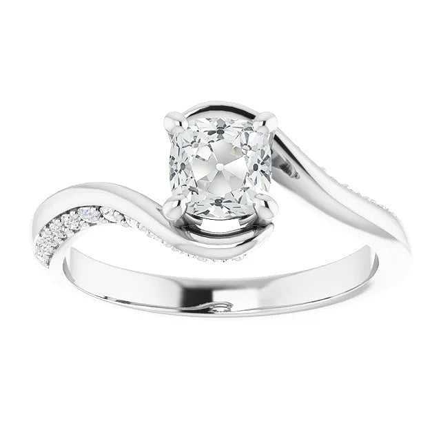 Réel Coussin Vieux mineur Diamond Ring With Accents Tension Style 5.50 Carats