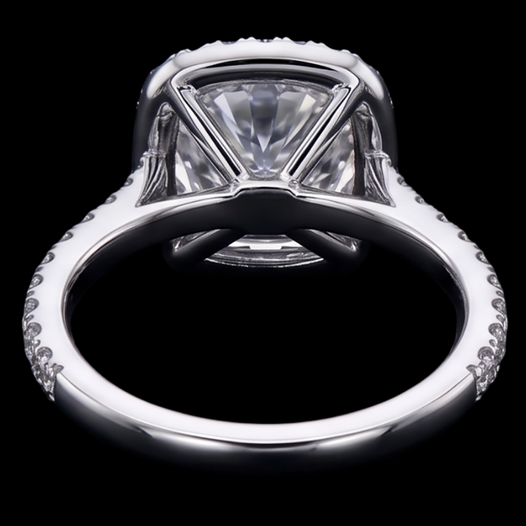 Réel Diamant Naturels Extraits des Mines ( et non cultivés en laboratoire ) Central Taille Coussin 2.55 Cts. Bague De Fiançailles