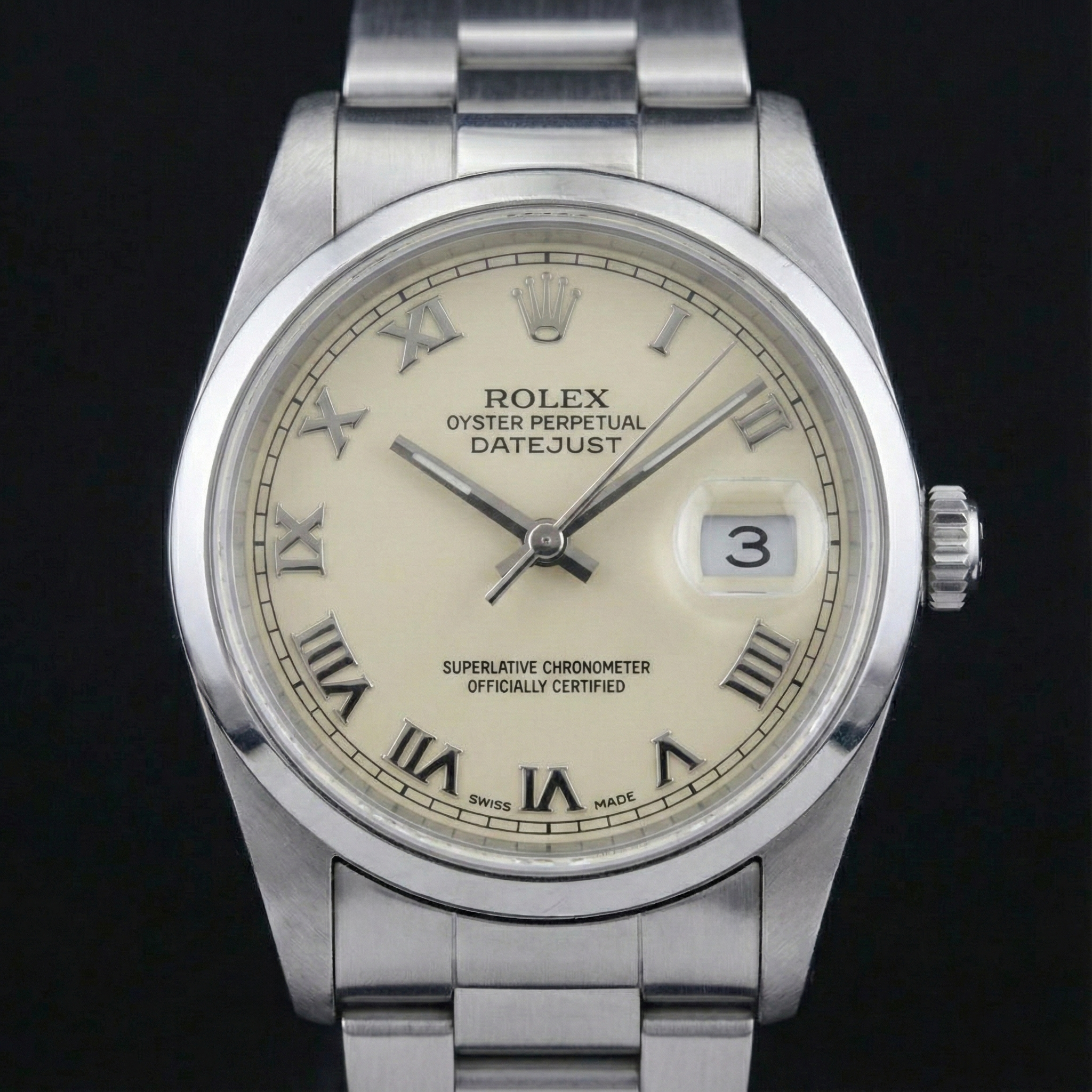 Regarder Rolex Datejust Cadran romain Lunette lisse en acier inoxydable de taille moyenne