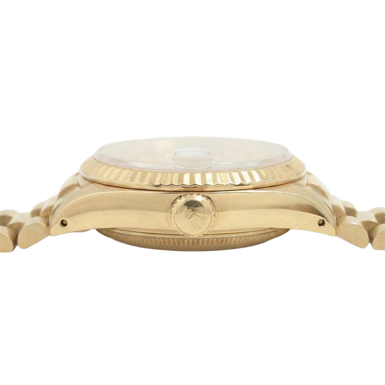 Regarder Rolex Datejust still présidentiel lunette en or cadran diamant Rolex