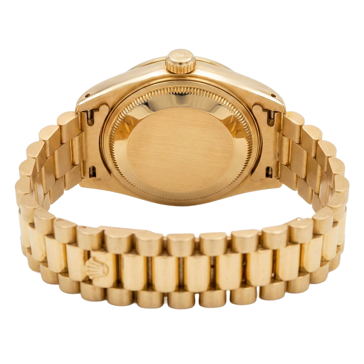 Regarder pour femme de style présidentiel Rolex avec cadran en diamant blanc et lunette