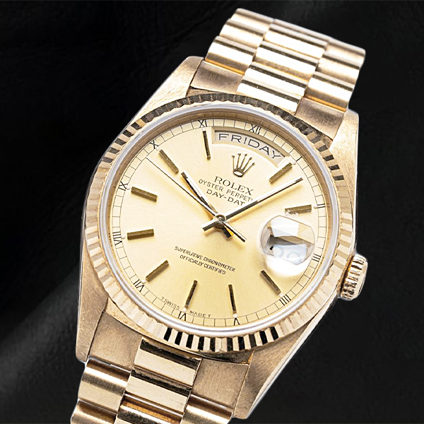 Pierre Précieuse Rolex -carats Yellow Gold – vue de face