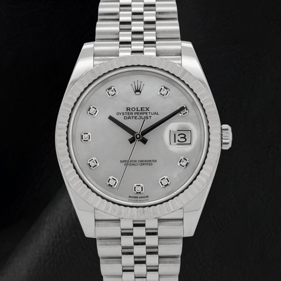Montre Rolex Datejust 41mm en Acier Inoxydable avec Cadran Diamants en Nacre et Bracelet Jubilé