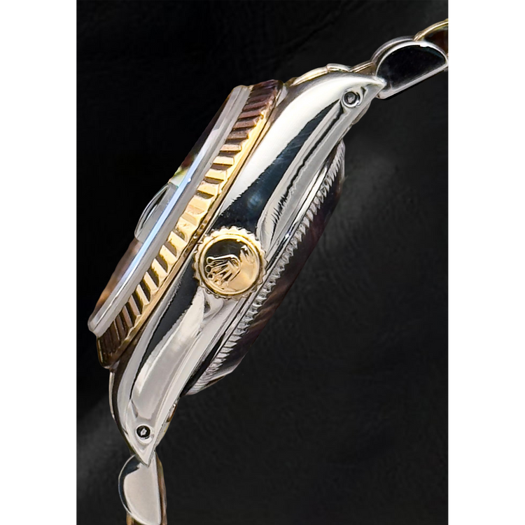 Rolex Two Tone avec Pierre Précieuse – vue de côté
