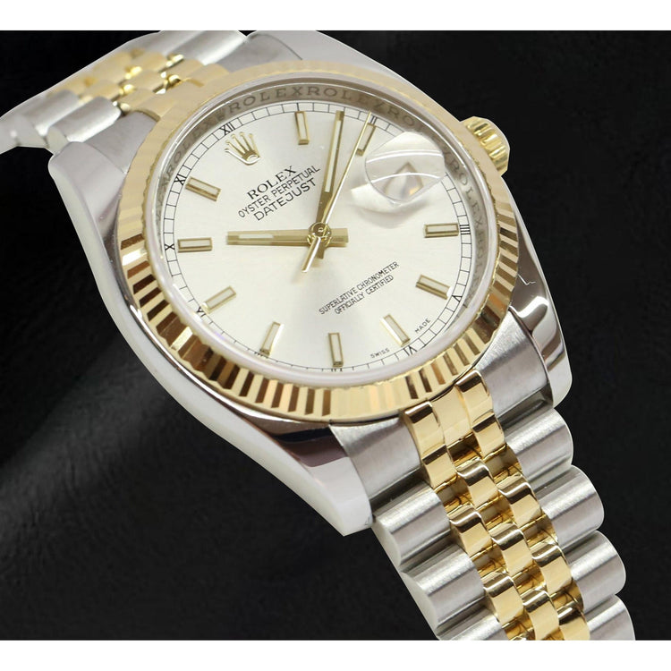 Sophistiqué Pierre Précieuse Rolex carats – vue d'angle