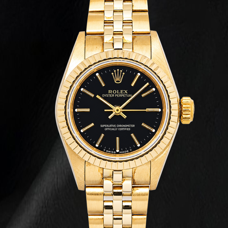 Rolex 67197 Oyster Perpetual Cadran Noir à Index Bâtons 24mm Or Jaune Montre Femme