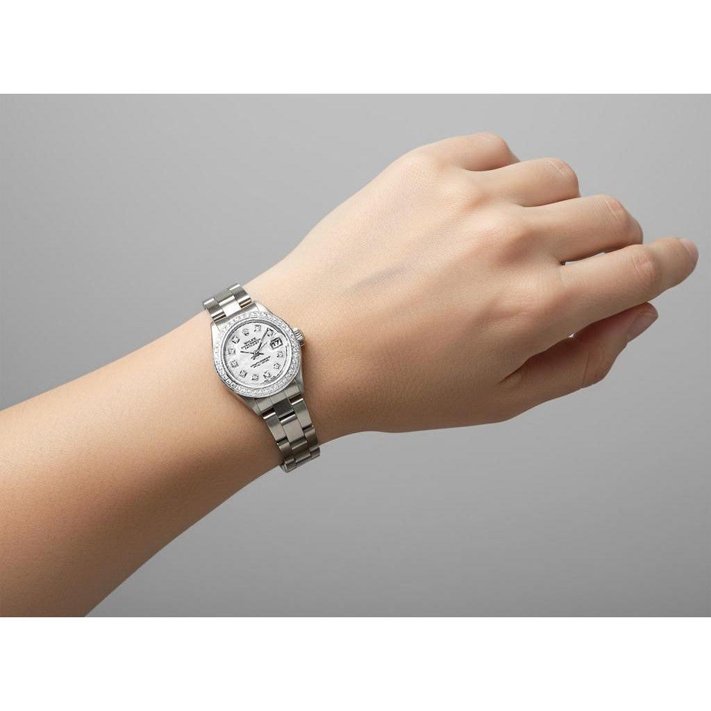 Chatoyant Perle de Culture Rolex carats – vue de profil