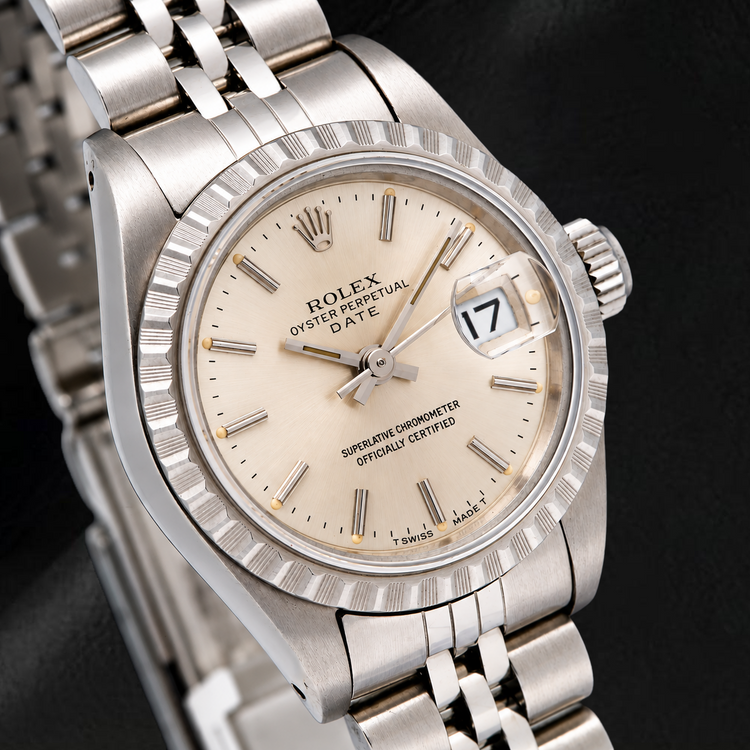 Montre Rolex Date 6924 26 mm Cadran Argenté Bracelet Jubilé en Acier Inoxydable
