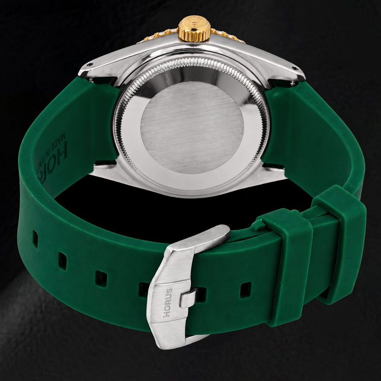 Montre Rolex Datejust 1601 36 mm Bicolore Cadran Diamants Vert Bracelet en Caoutchouc Vert
