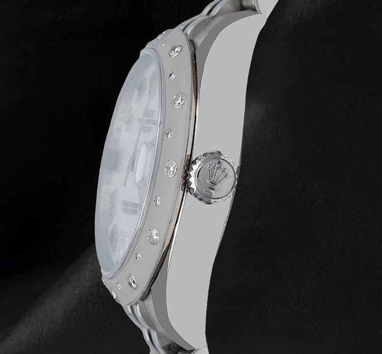 Montre Rolex Datejust 178344 31 mm Cadran en Nacre Blanche Chiffres Romains Bracelet Jubilé en Acier Inoxydable