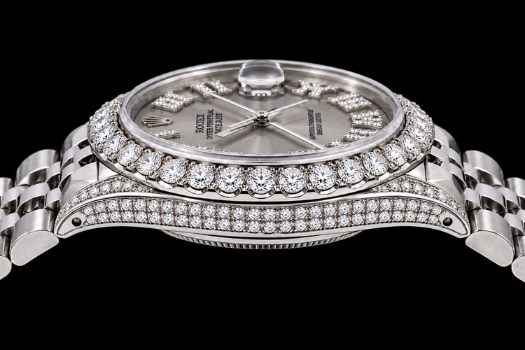 Montre Rolex Datejust 16014 36 mm en Acier Inoxydable Cadran Diamants Argenté Chiffres Romains