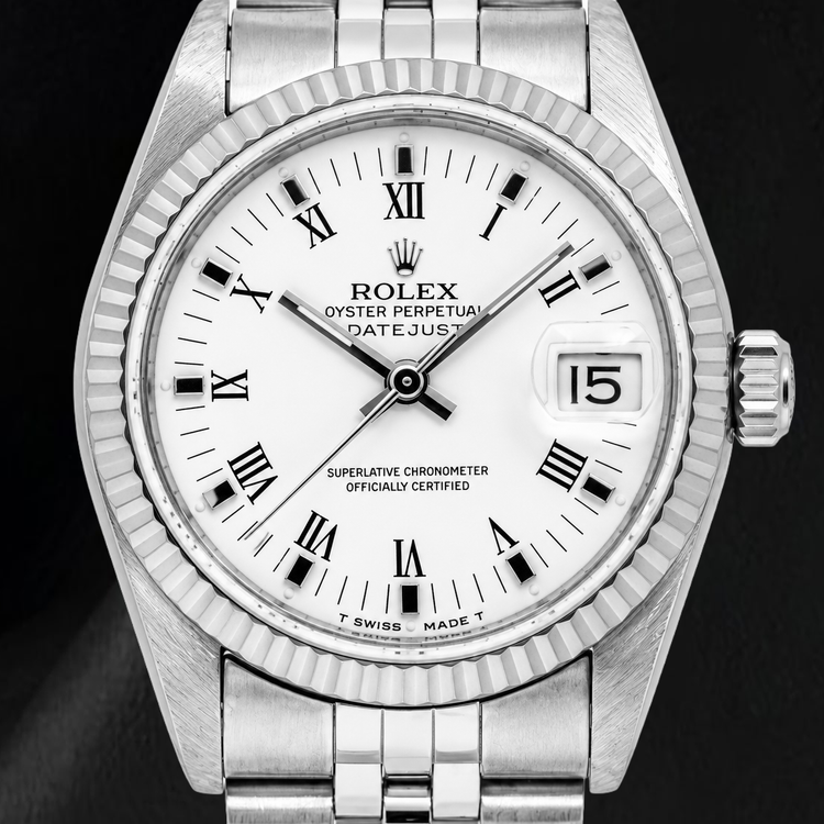 Montre Rolex Datejust 68274 31 mm Cadran Blanc à Chiffres Romains Bracelet Jubilé en Acier Inoxydable