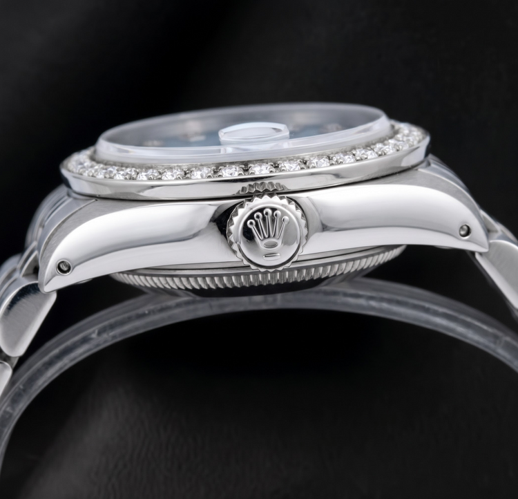 Montre Rolex Datejust 6916 26 mm Cadran Diamants en Nacre Bleue Bracelet Jubilé en Acier Inoxydable