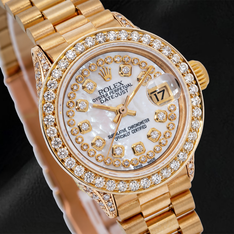 Montre Rolex Datejust 69178 26 mm Cadran Diamants Nacre Blanche avec Filet de Diamants Bracelet President en Or Jaune
