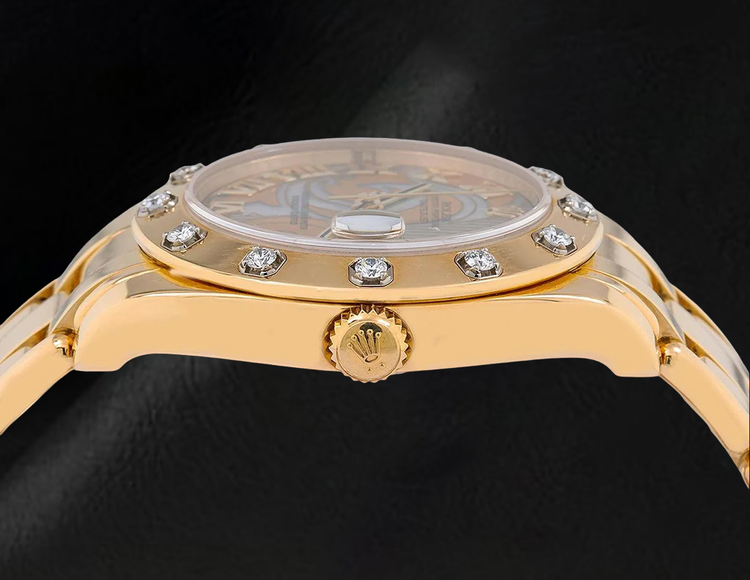 Rolex Datejust 81318 34 mm Montre en Or Jaune 18K Cadran Romain en Nacre Champagne