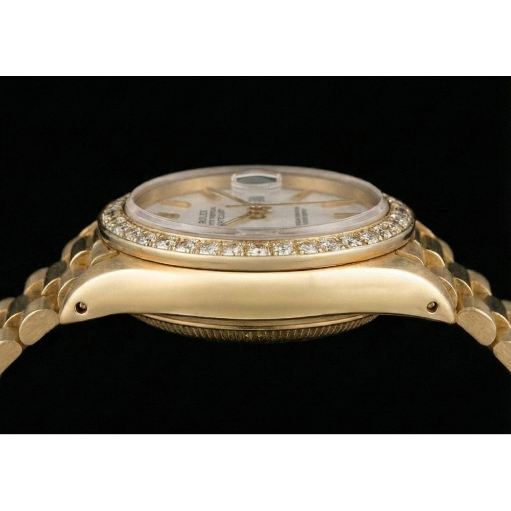 Regarder Rolex Datejust Bracelet en or jaune Cadran bâton Lunette en diamant