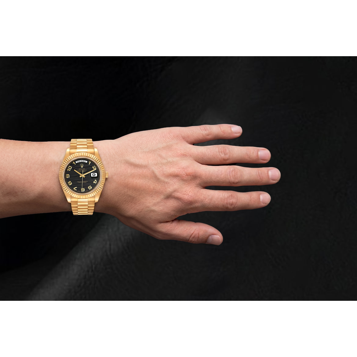 Rolex Day-Date II 41 mm Montre Homme Lunette Bombée Or Jaune