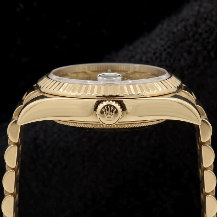 Rolex Day-Date II Cadran Champagne 41 mm Montre Homme Or Jaune