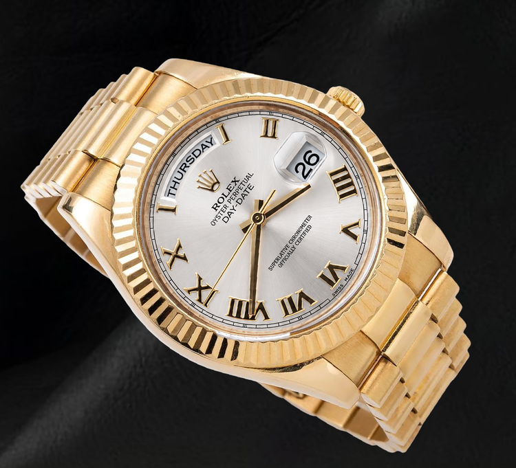 Montre Rolex Day-Date II 41 mm 218238 Cadran argenté chiffres romains Bracelet President en Or Jaune