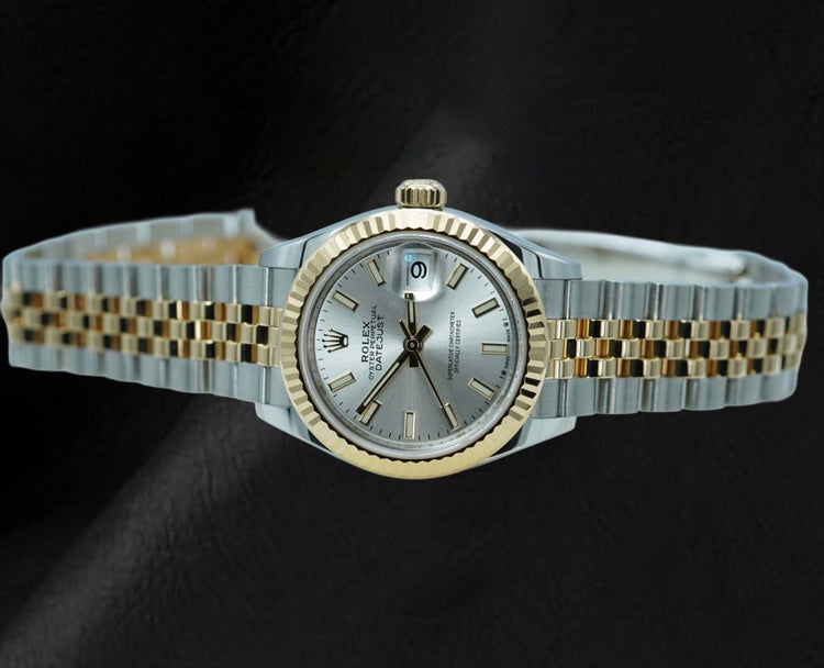 Montre Rolex Lady Datejust 28 mm 279173 Bicolore Cadran Argenté Index Luminescents