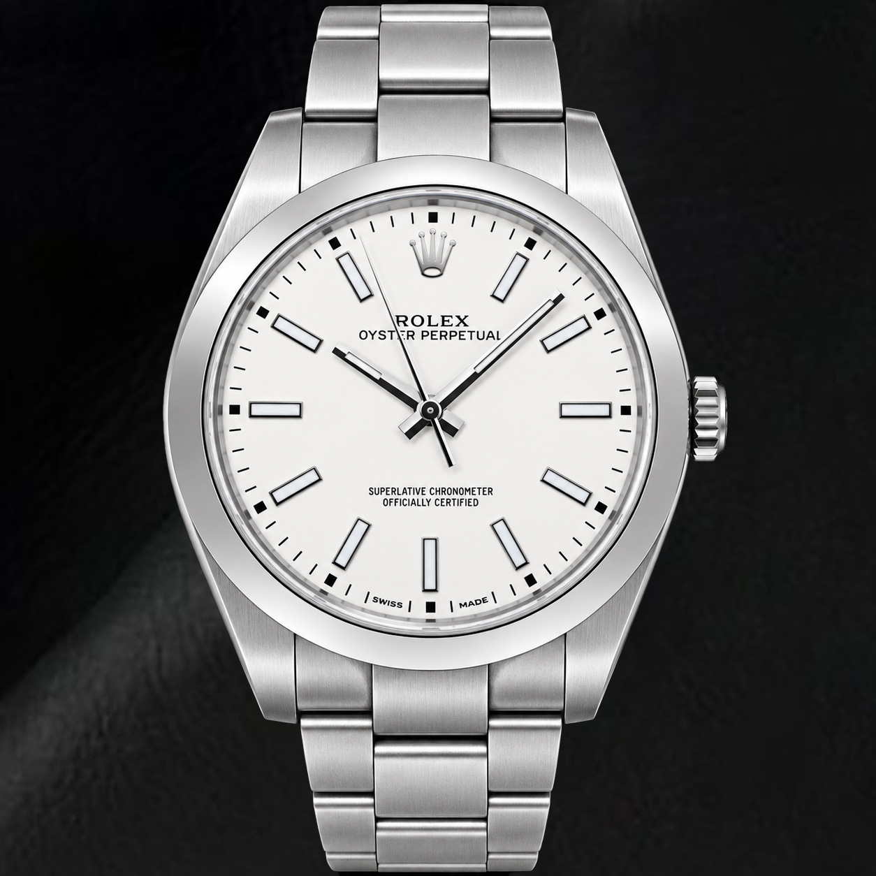 Montre Rolex Oyster Perpetual 114300 39 mm en Acier Inoxydable Cadran Blanc à Index Bâtons Luminescents
