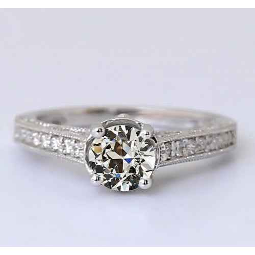 Haut de gamme Solitaire avec Pierres Latérales 2,50 carats – vue principale