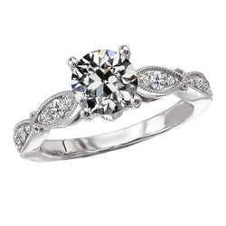 Exquis Diamant Fin Solitaire avec Pierres Latérales 2,50 carats