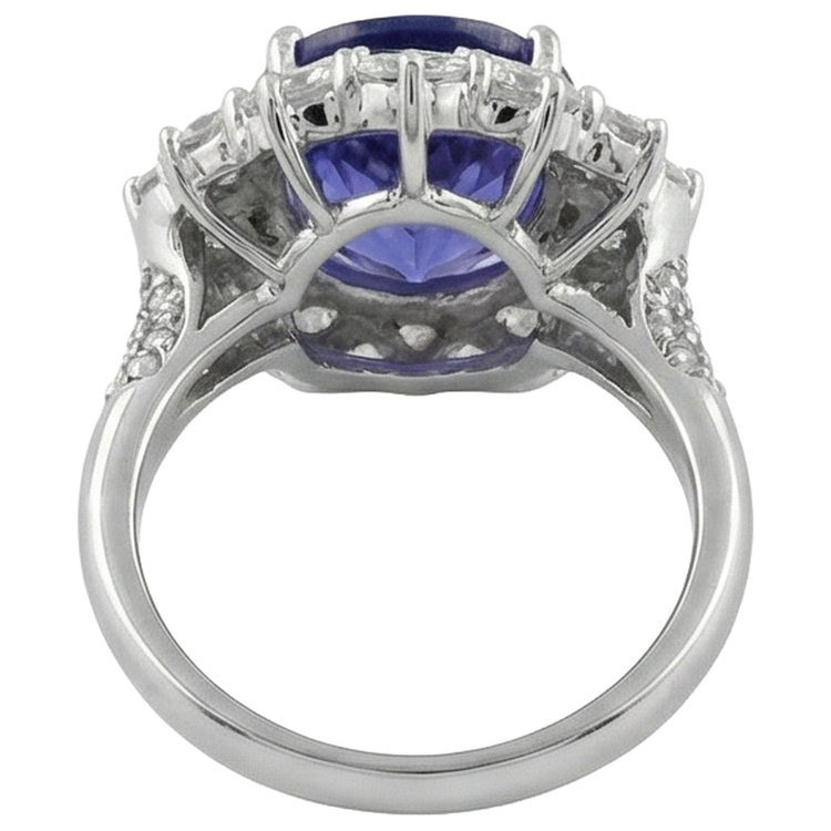Solitaire Avec Accent 7.25 Ct. Bague Tanzanite Et Diamants