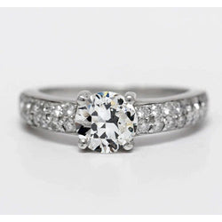 Bague Anniversaire Solitaire avec Pierres Latérales – Brillant 3