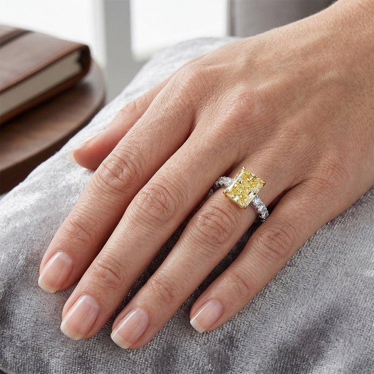 Sophistiqué Bague Statement avec Diamant Canari Pureté VVS – 2,5