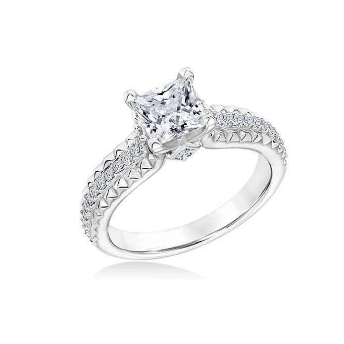 Superbe Bague De Fiançailles En Naturel Diamant Taille Princesse De 3.20 Carats