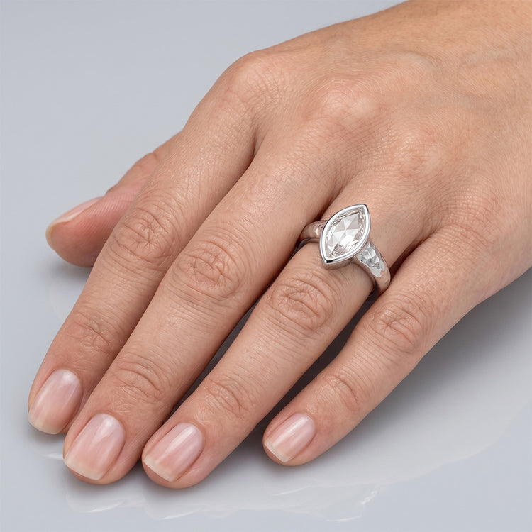 Sur mesure Bague Solitaire avec Diamant Taille Rose – 1,25 carats