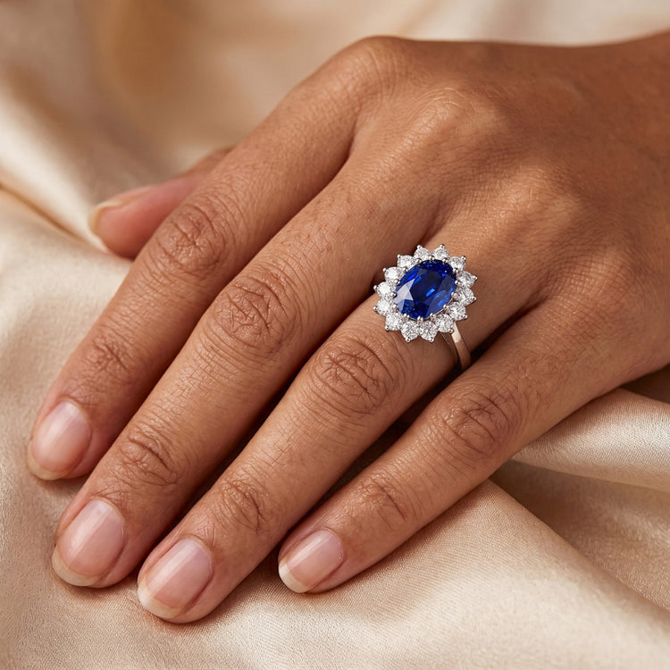 Taille Ovale Saphir Bleu Bague Pierre de Couleur en Or Blanc 14