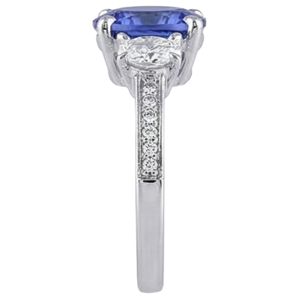 naturel oval tanzanite 4.50carats bague vue de profil