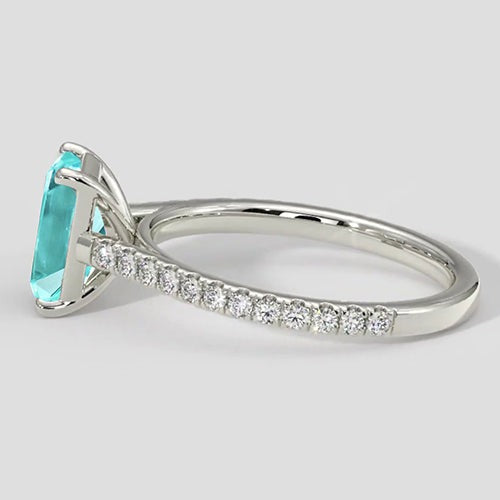 Tourmaline Paraiba bleue avec bande de diamant